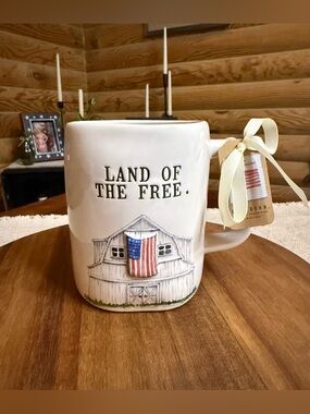 LAND OF THE FREE Rae Dunn Mug